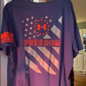 UNDER ARMOUR FREEDOM TEE XXL NAVY BLUE